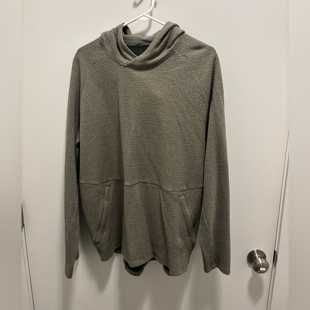 XL - lululemon at ease hoodie